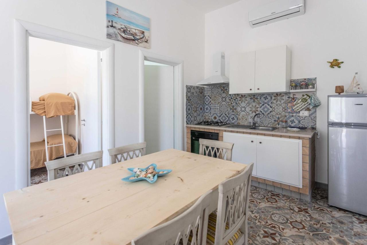 Villetta Andrea A Due Passi Dalla Sabbia - Apulia Home Torre San Giovanni Ugento Exterior foto